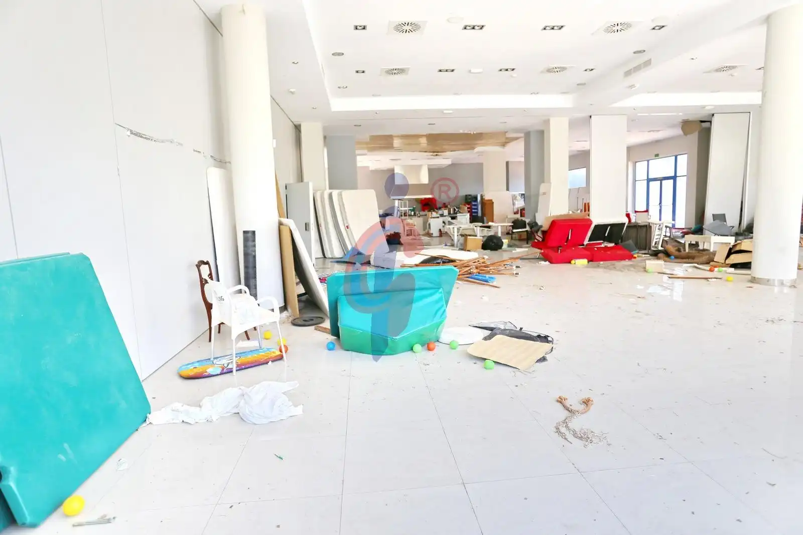 Local comercial en venta en Avenida Avenida del Puerto 1, imagen 6