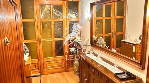 Foto 2 de Piso en venta en Doce de Octubre, 4, El Soto, León Capital