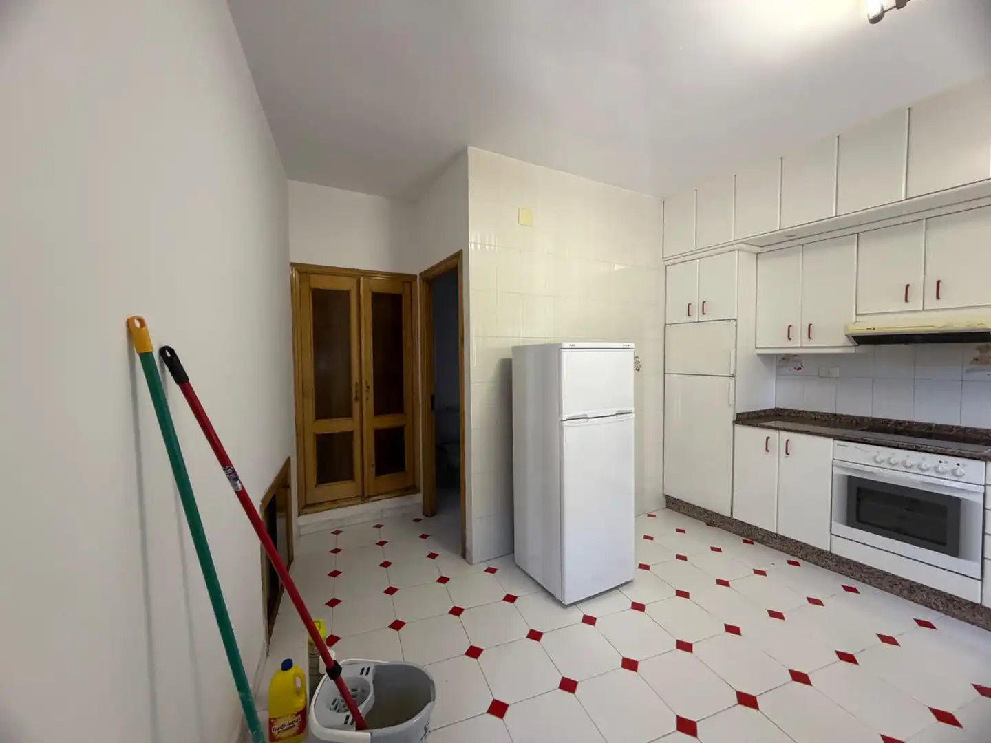 Kitchen of Houses for rent in Taboadela  with Furnished and Balcony