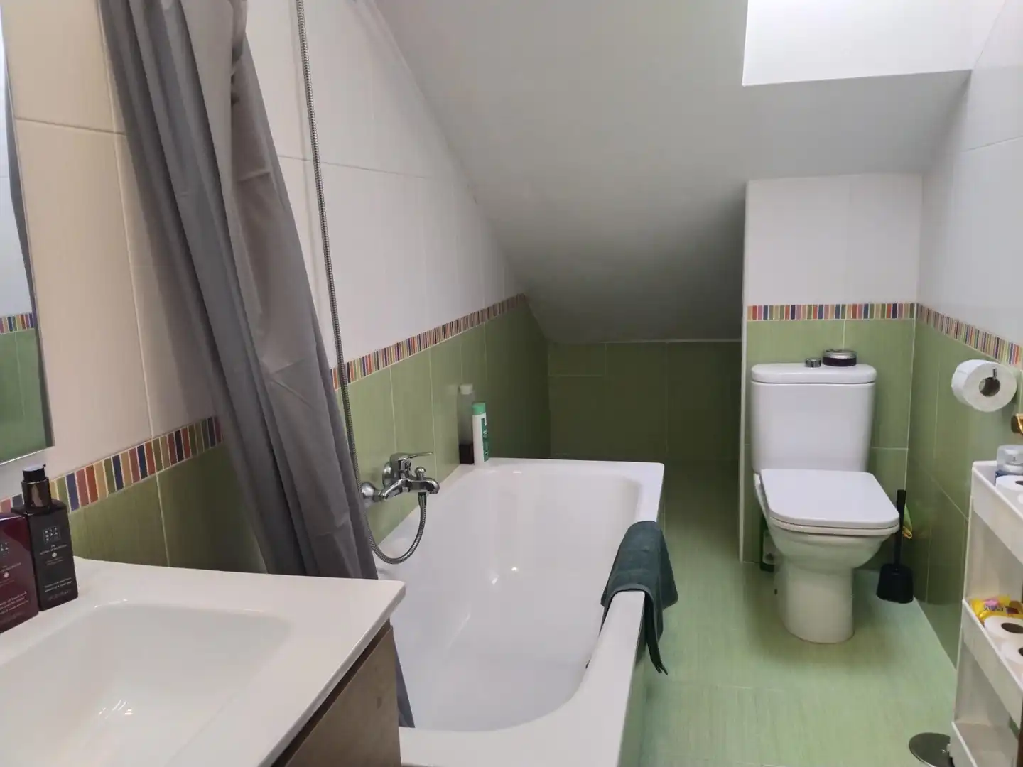 Baño de Apartamento de alquiler en Castañeda con Parquet