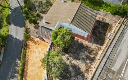 Vista exterior de Casa o xalet en venda en Sant Cebrià de Vallalta amb Calefacció, Jardí privat i Terrassa