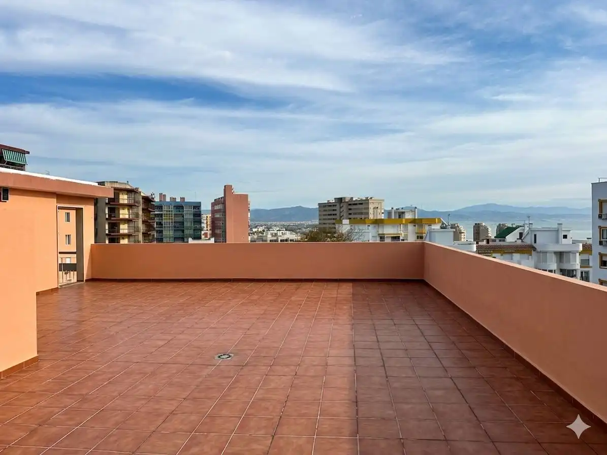 Terraza de Ático en venta en Torremolinos con Aire acondicionado, Calefacción y Terraza