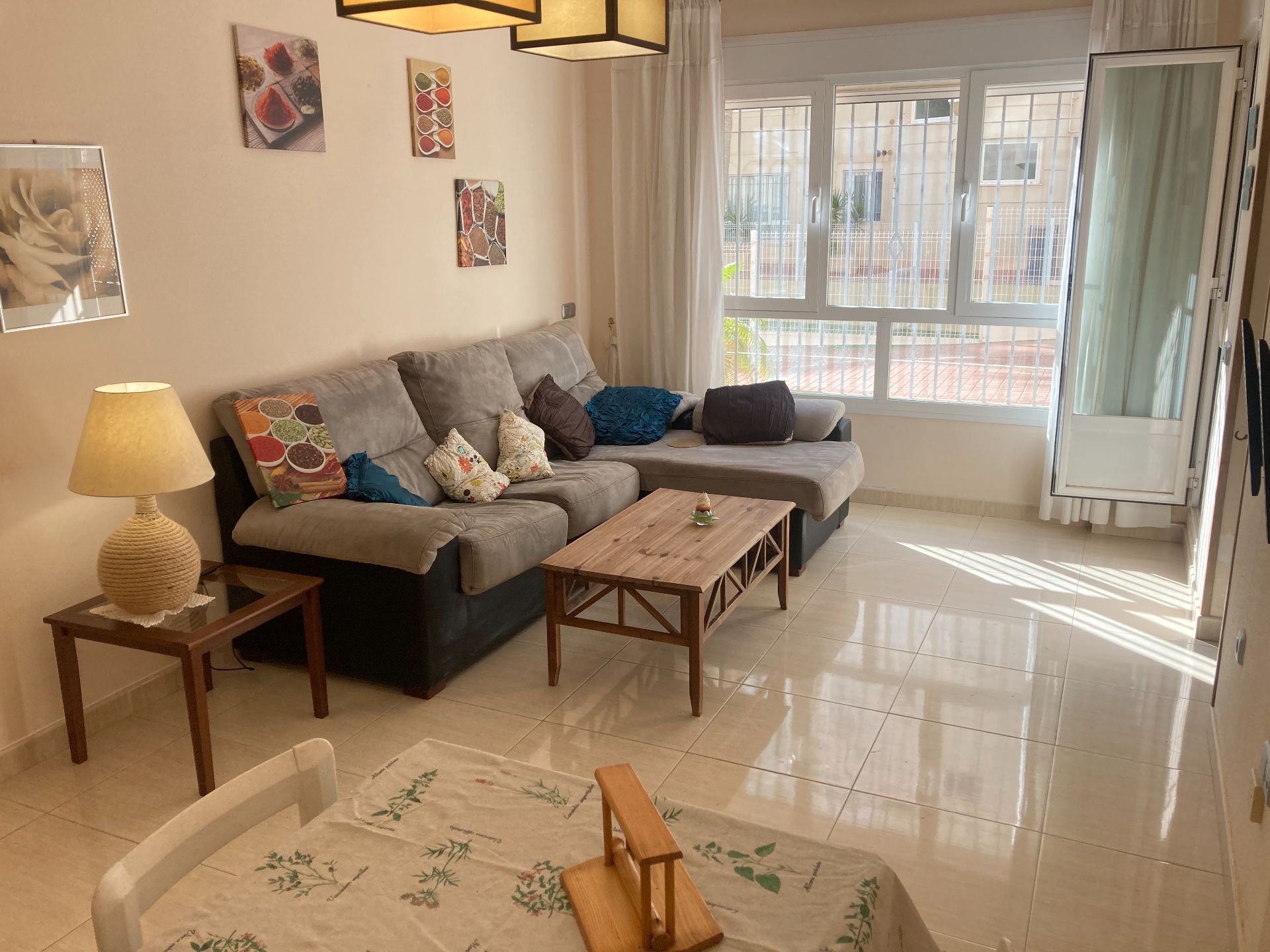 Living room of Flat for sale in Roquetas de Mar  with Air Conditioner, Terrace and Swimming Pool