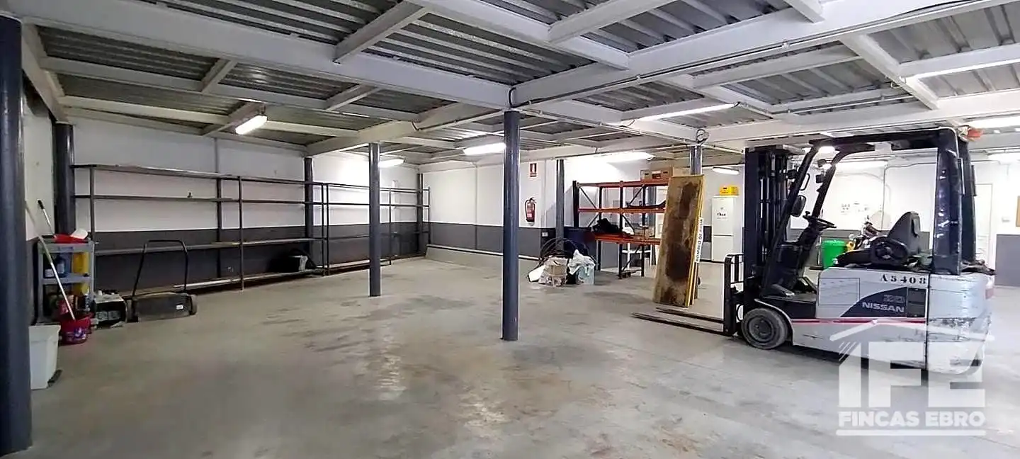 Nave industrial in affitto a Alagón, imagen 3
