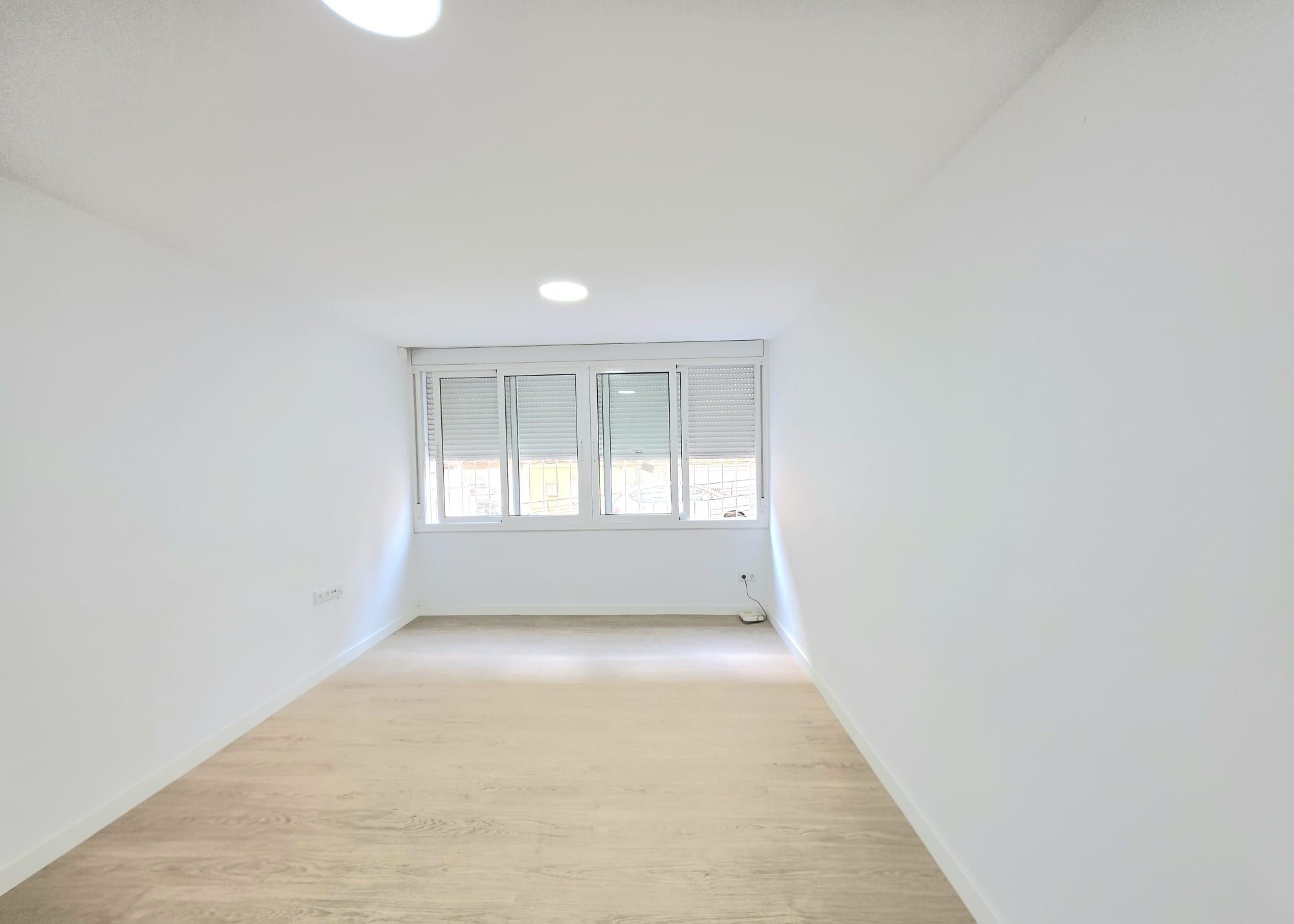 Planta baixa en venda en Cornellà de Llobregat
