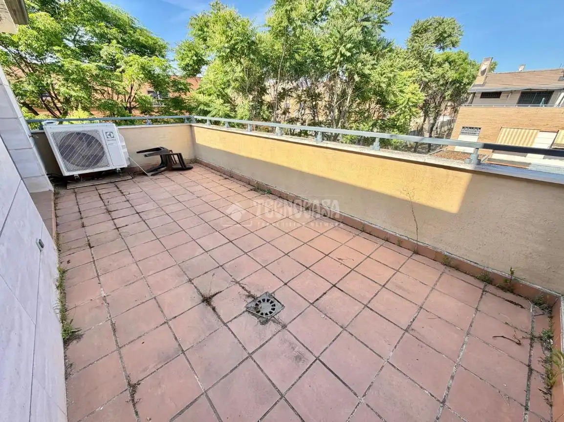 Terraza de Casa adosada en venta en Valdemoro con Aire acondicionado, Jardín privado y Terraza