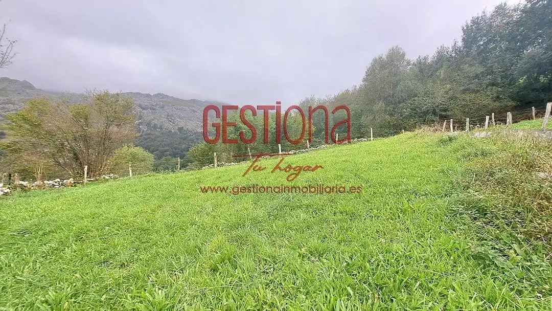 Casa o xalet en venda en Arredondo amb Jardí privat
