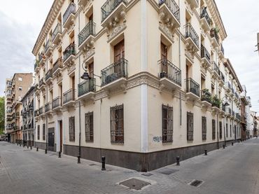 Flat with balcony to rent in Centro