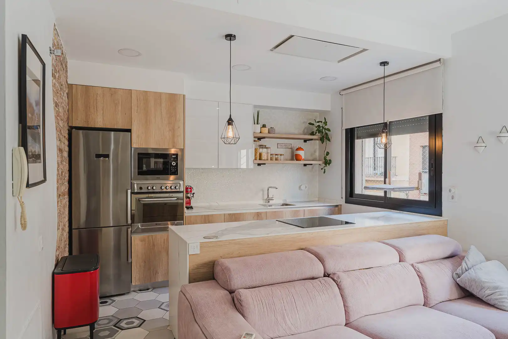 Appartamento con terrazza in vendita a Carrer de Besalú, imagen 6