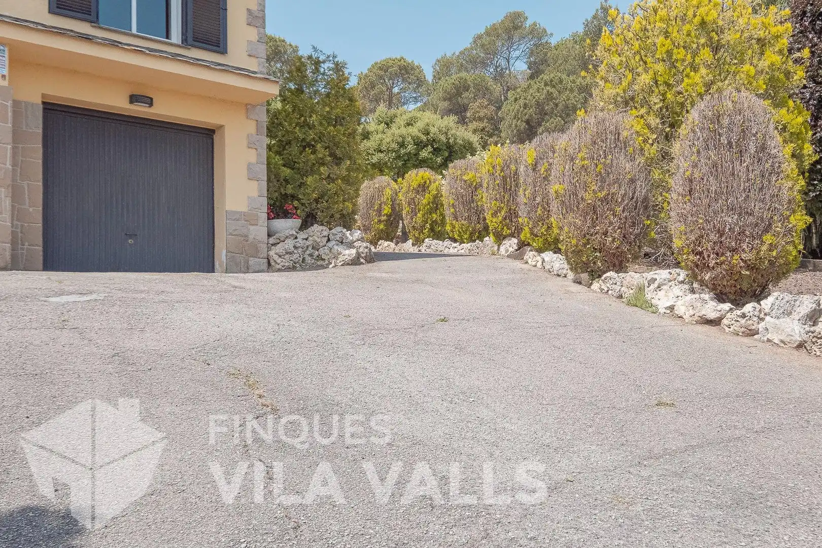 Vista exterior de Casa o xalet en venda en Sant Quirze Safaja amb Aire condicionat