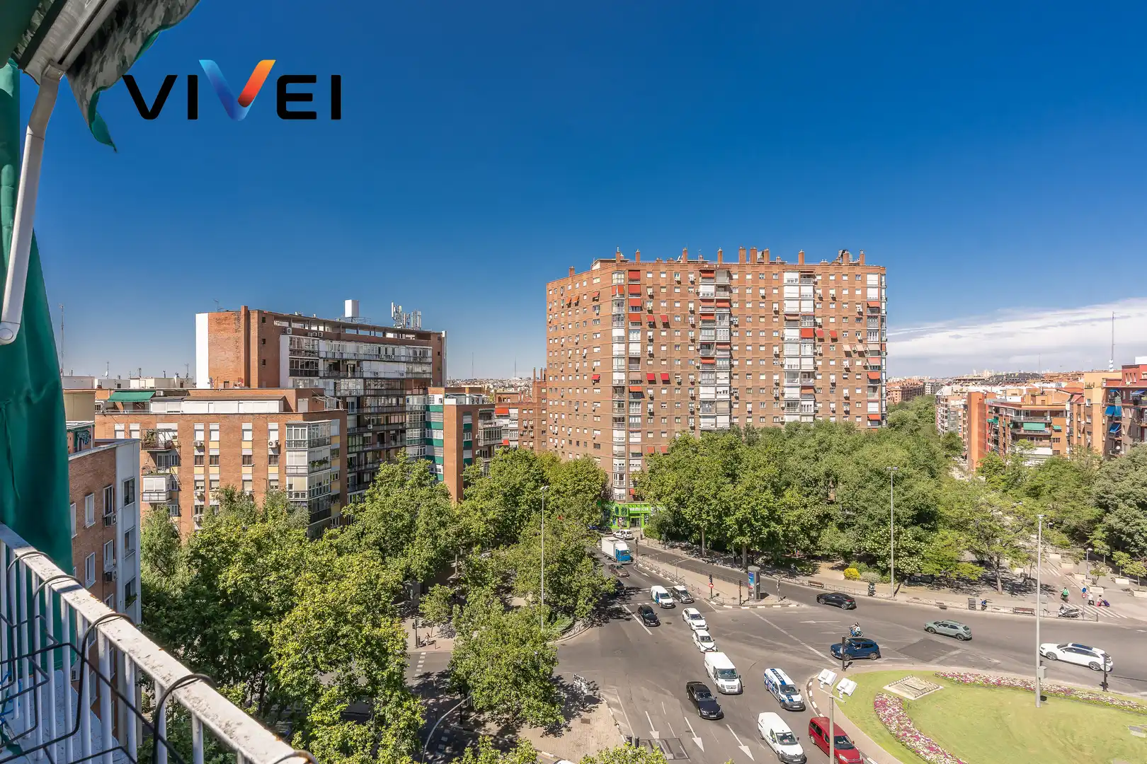 Außenansicht von Dachboden zum Verkauf in Madrid mit Heizung, Terrasse und Balkon