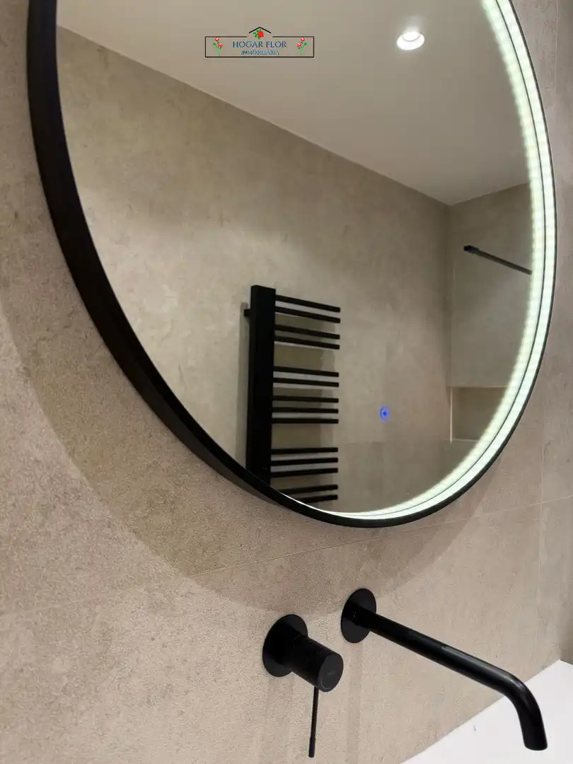 Baño de Piso en venta en Salamanca con Calefacción y Balcón