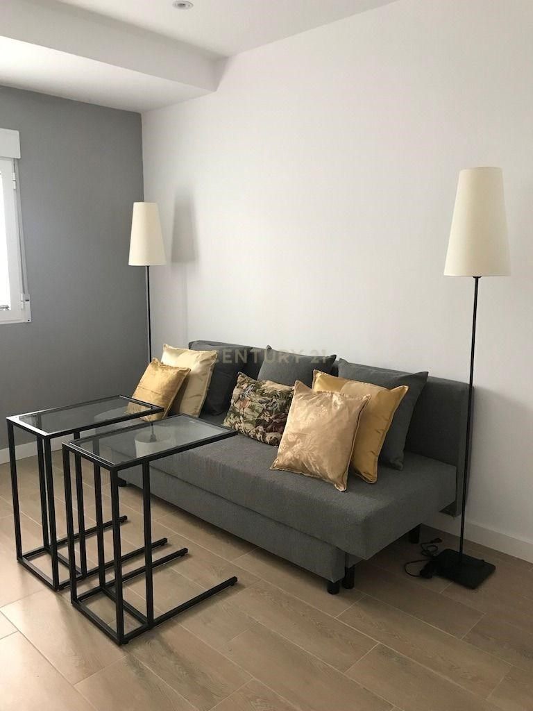 Living room of Flat to rent in  Granada Capital