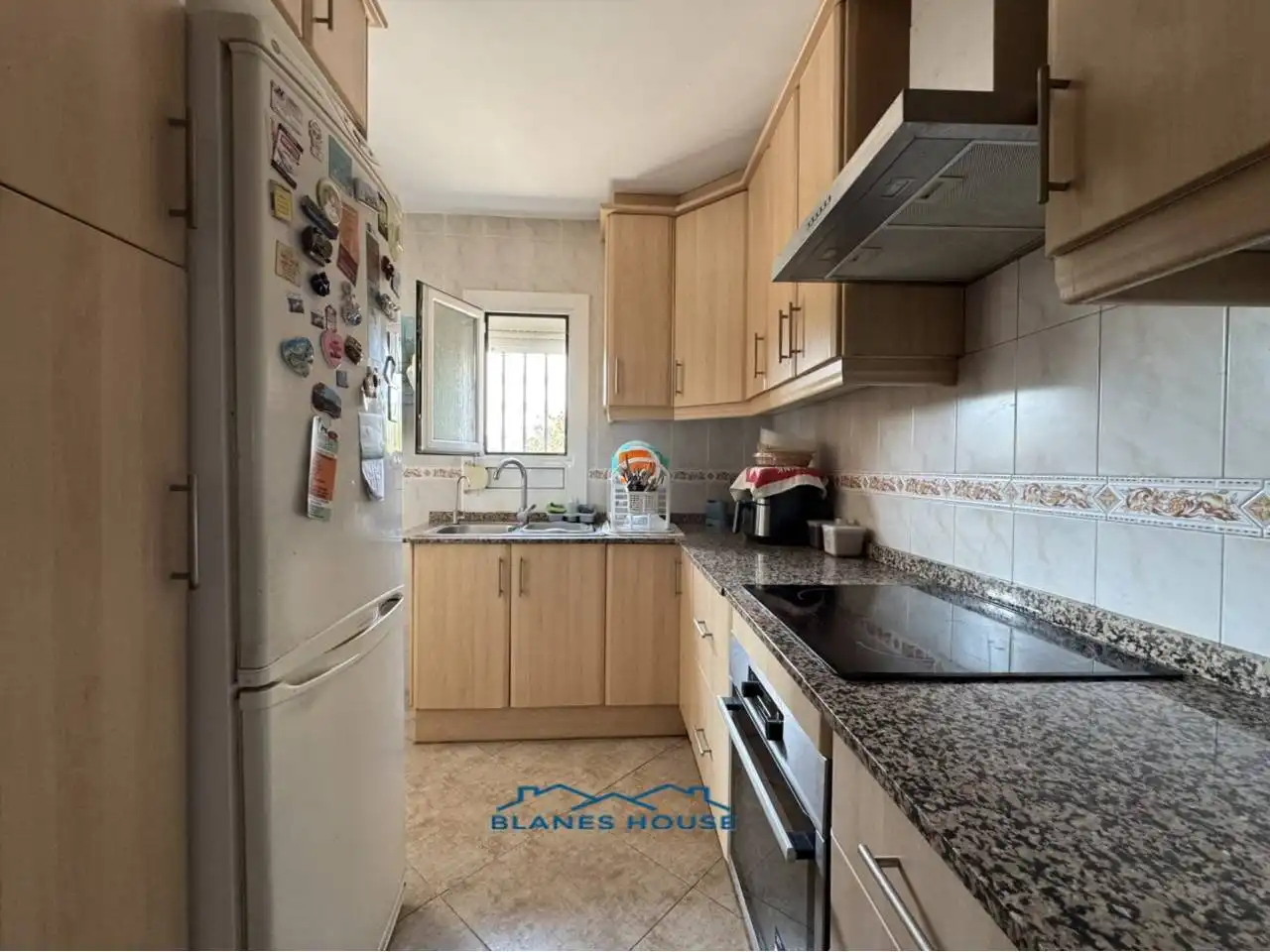 Casa amb piscina en venda a Avenida Argimont 0, imagen 19