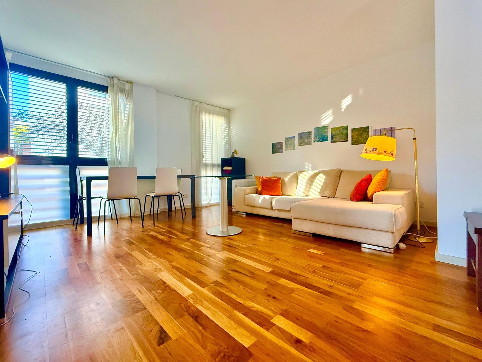 Sala d'estar de Pis en venda en Bescanó amb Aire condicionat, Calefacció i Piscina comunitària