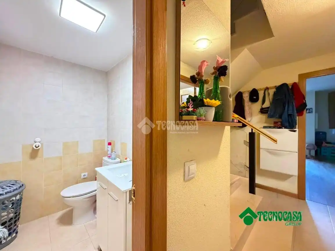 Baño de Piso en venta en Gerindote con Aire acondicionado y Terraza