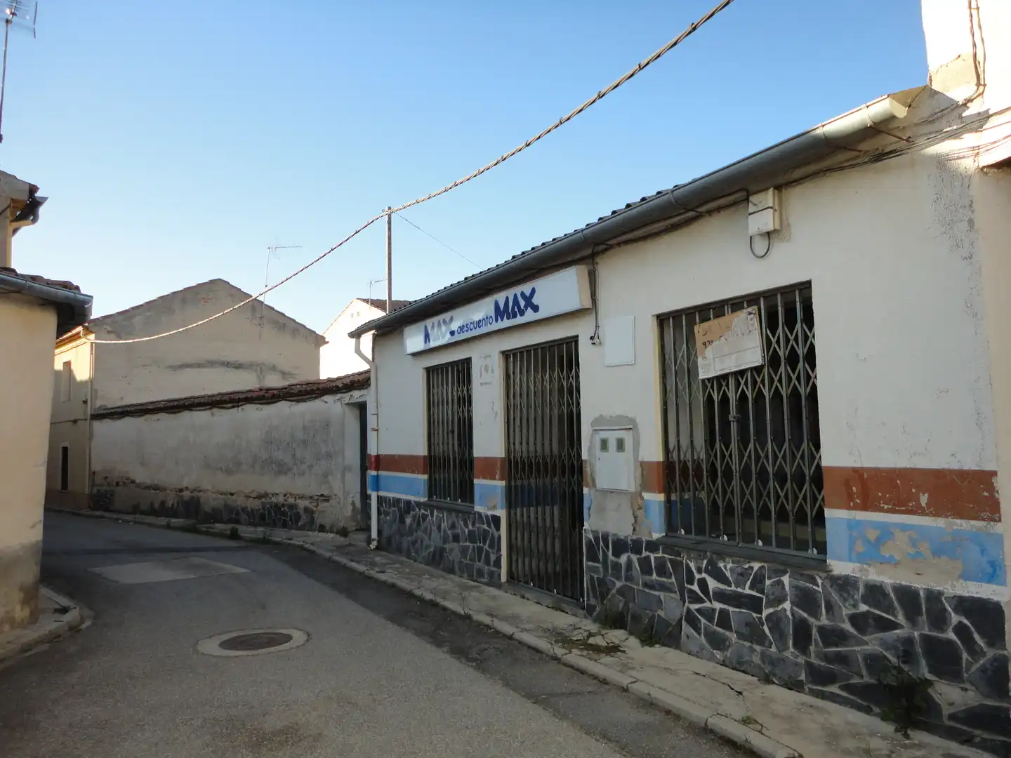 Vista exterior de Casa o chalet en venta en Carbonero el Mayor con Jardín privado, Terraza y Piscina