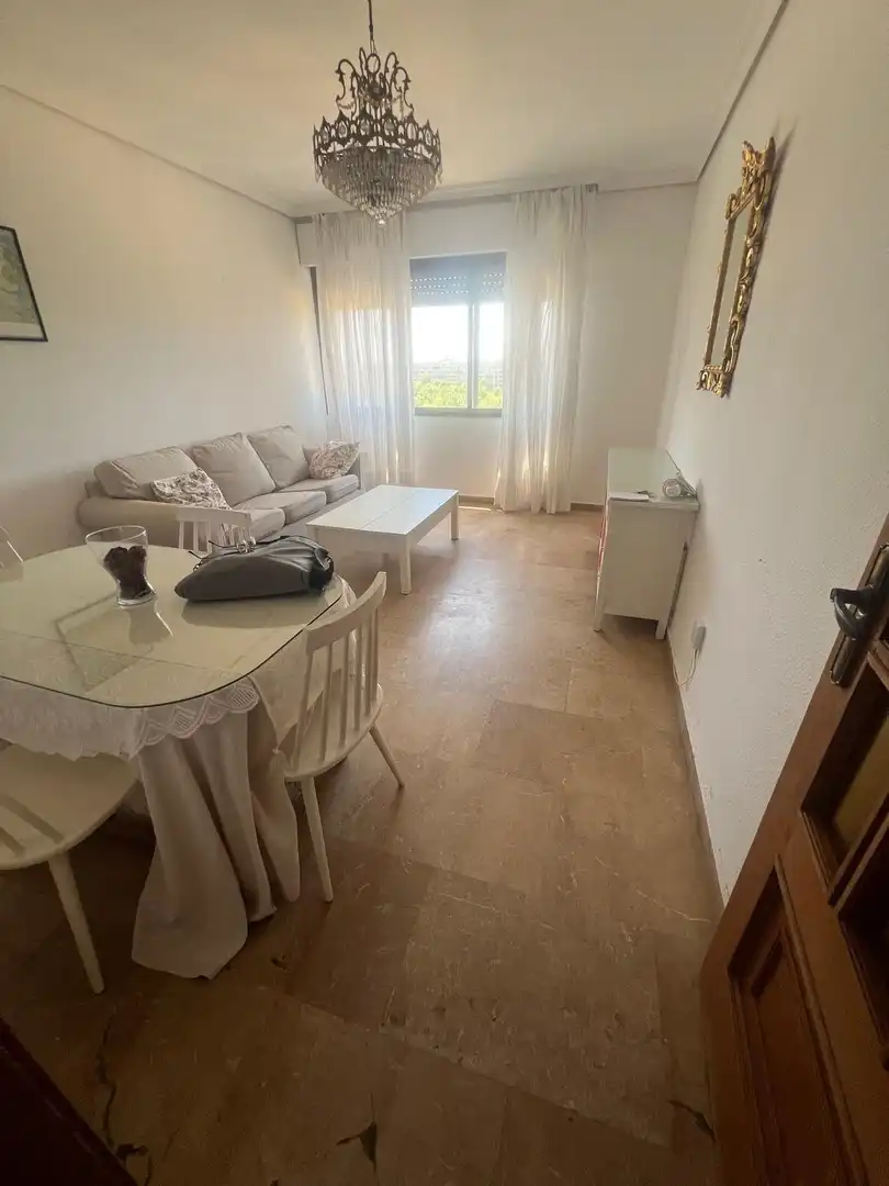 Sala de estar de Piso de alquiler en Sevilla con Aire acondicionado, Calefacción y Terraza