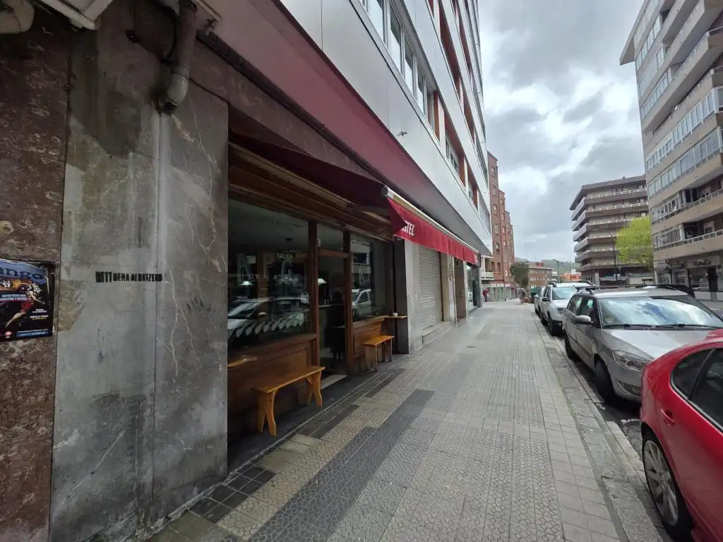 Local de lloguer en Bilbao  amb Moblat