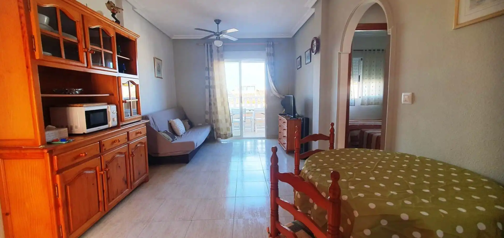 Sala de estar de Casa o chalet de alquiler en Torrevieja con Terraza, Amueblado y Balcón
