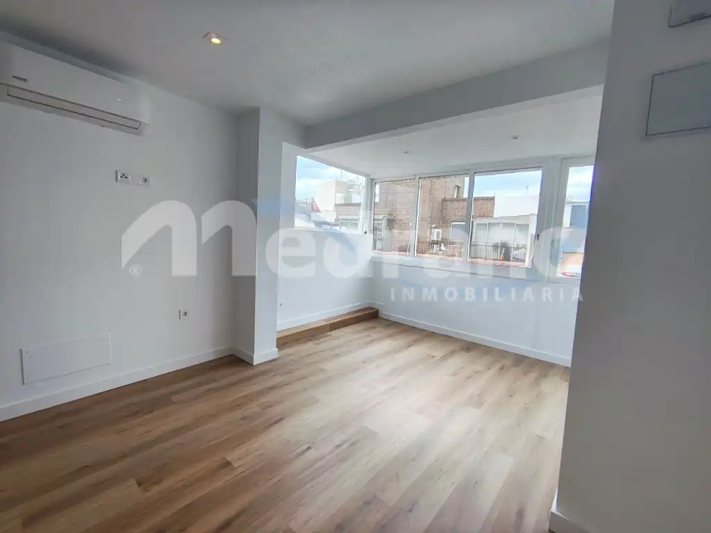 Bedroom of Apartments for rent in Benidorm  with Air Conditioner, Heating and Washing machine