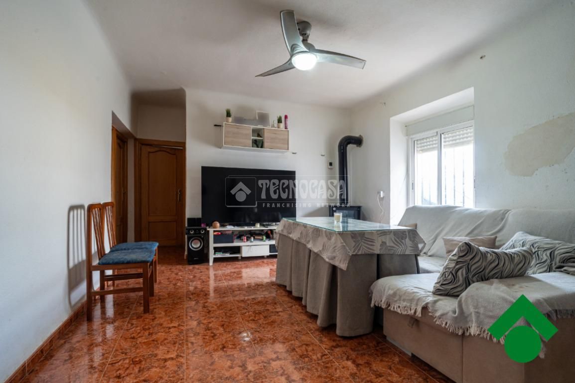 Sala d'estar de Casa adosada en venda en Moraleda de Zafayona amb Calefacció i Terrassa