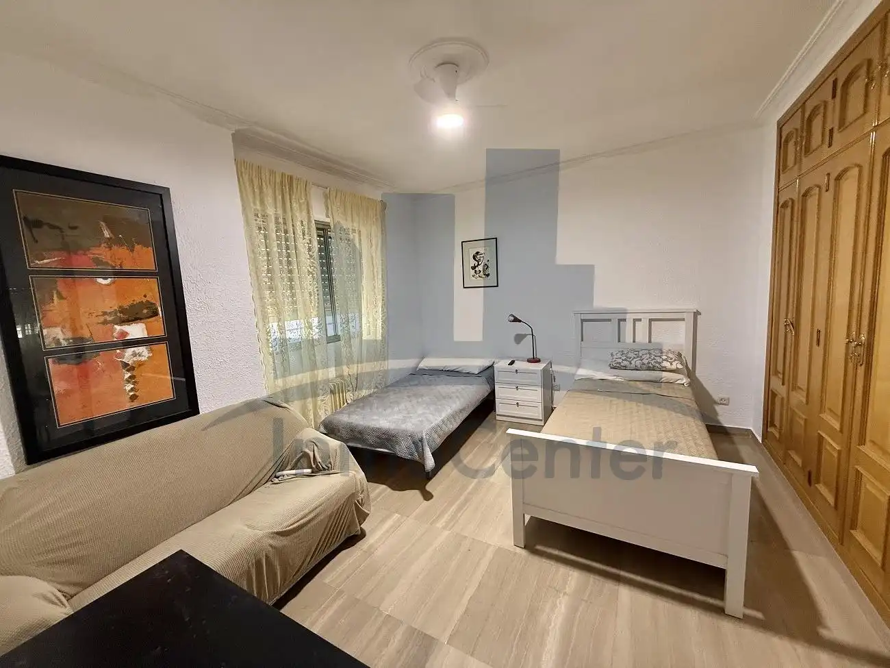 Schlafzimmer von Wohnung zur Miete in Badajoz mit Heizung, Parkett und Terrasse