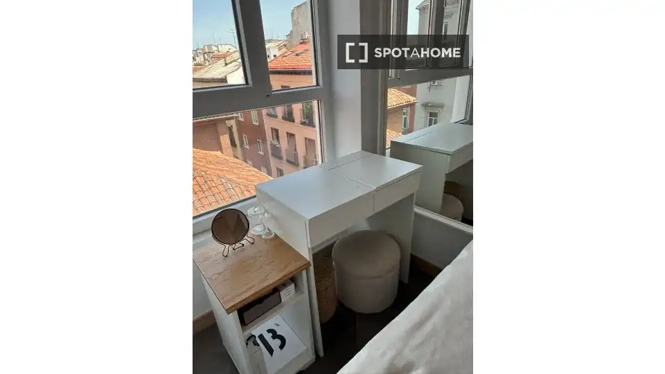 Habitación de Apartamento para compartir en Madrid con Aire acondicionado, Calefacción y Terraza