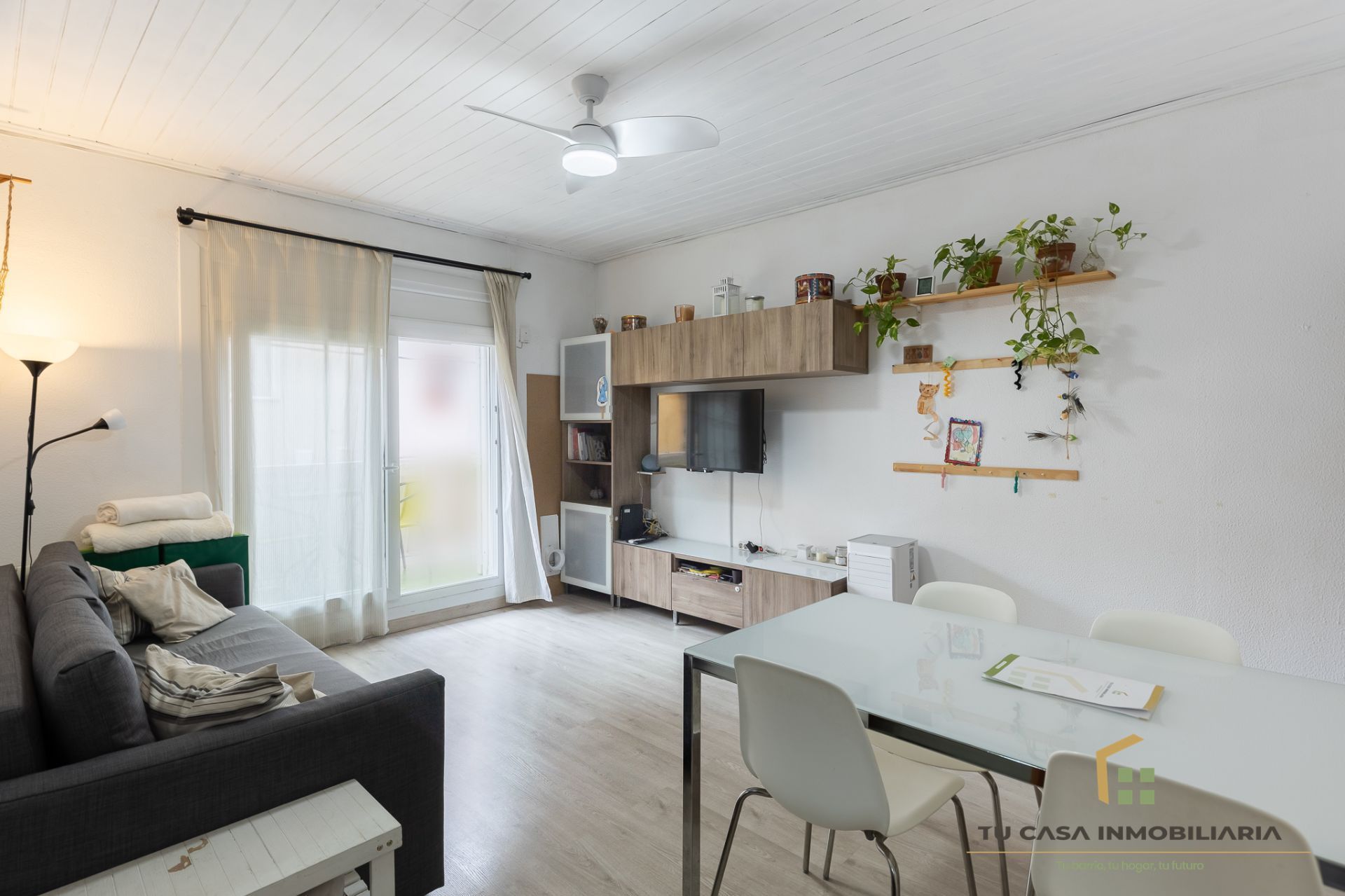 Living room of Flat for sale in Badalona  with Air Conditioner, Heating and Terrace