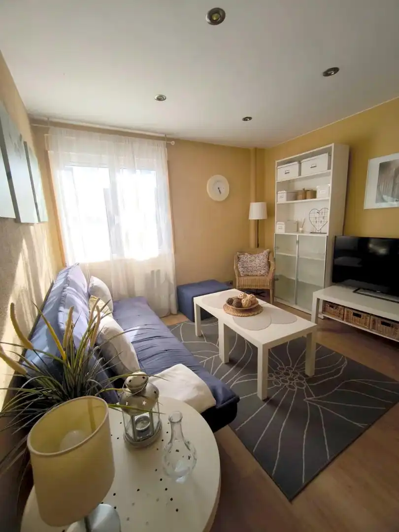 Living room of Flat for rent in Oviedo   with Heating and Furnished