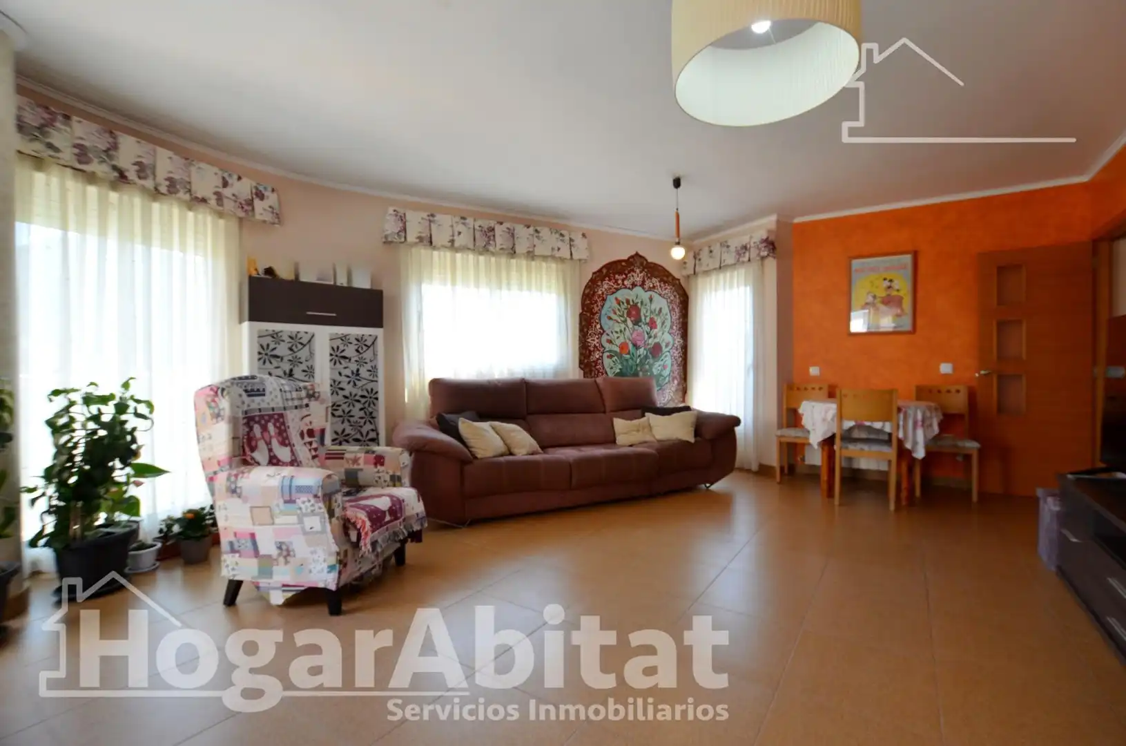 Sala de estar de Piso en venta en Tavernes de la Valldigna con Trastero