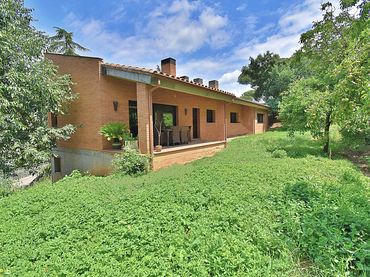 Xalet amb jardí en venda a Sant Antoni de Vilamajor