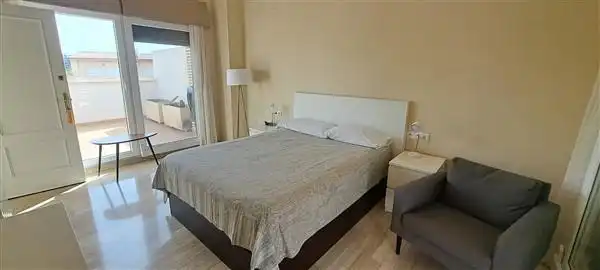 Casa con piscina en venta en Fotógrafo Francisco Cano, imagen 10