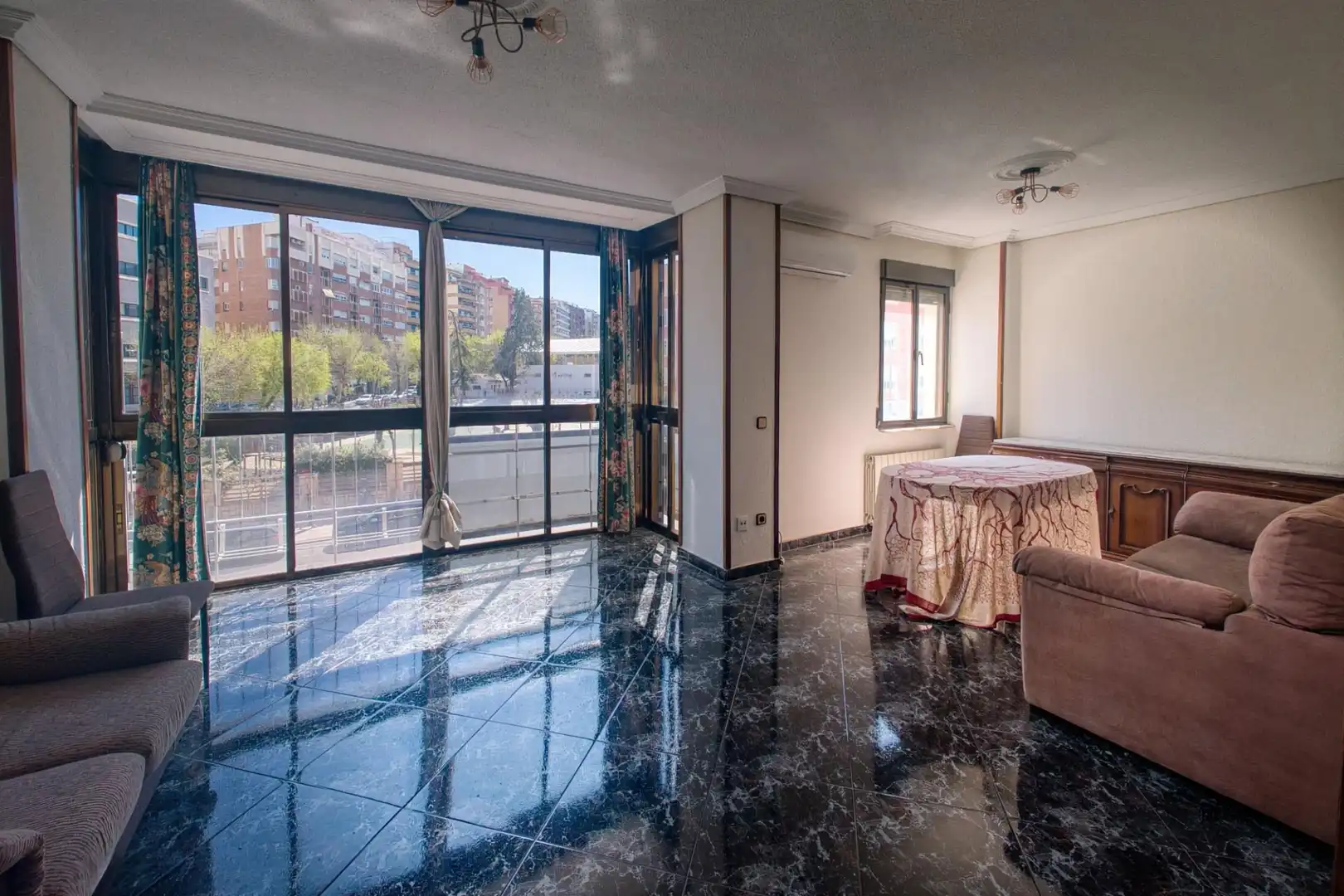 Bedroom of Flat for sale in Jaén
