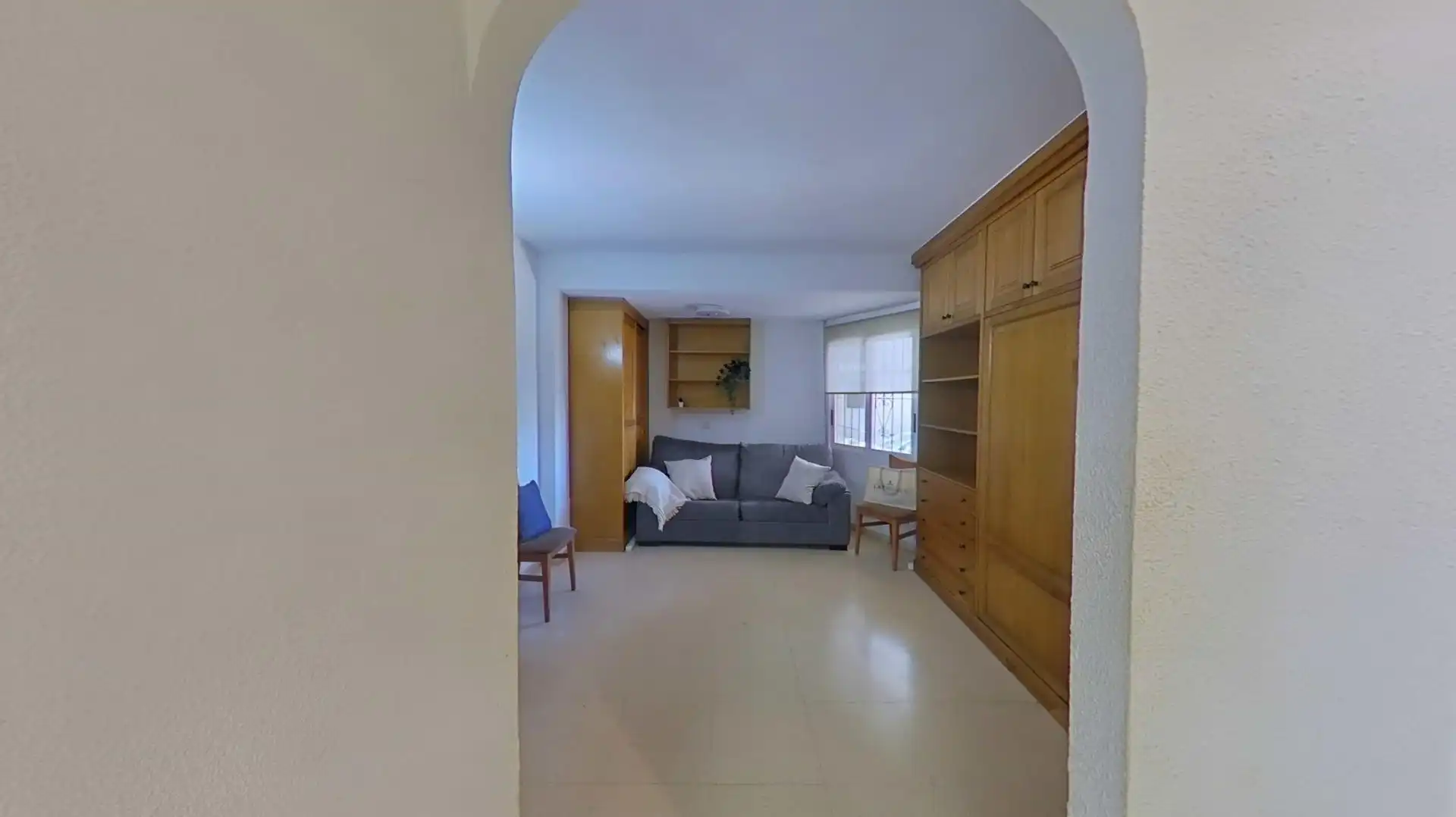 Erdgeschoss zum Verkauf in El Campello mit Privatgarten und Gemeinschaftspool