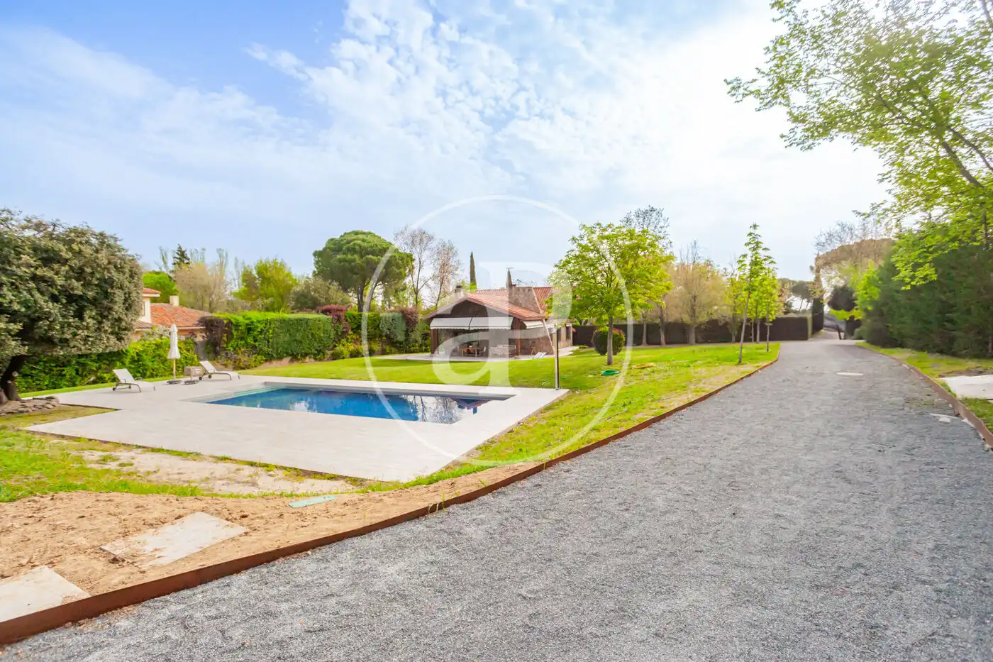 Piscina de Casa o chalet en venta en Pozuelo de Alarcón con Aire acondicionado, Calefacción y Jardín privado