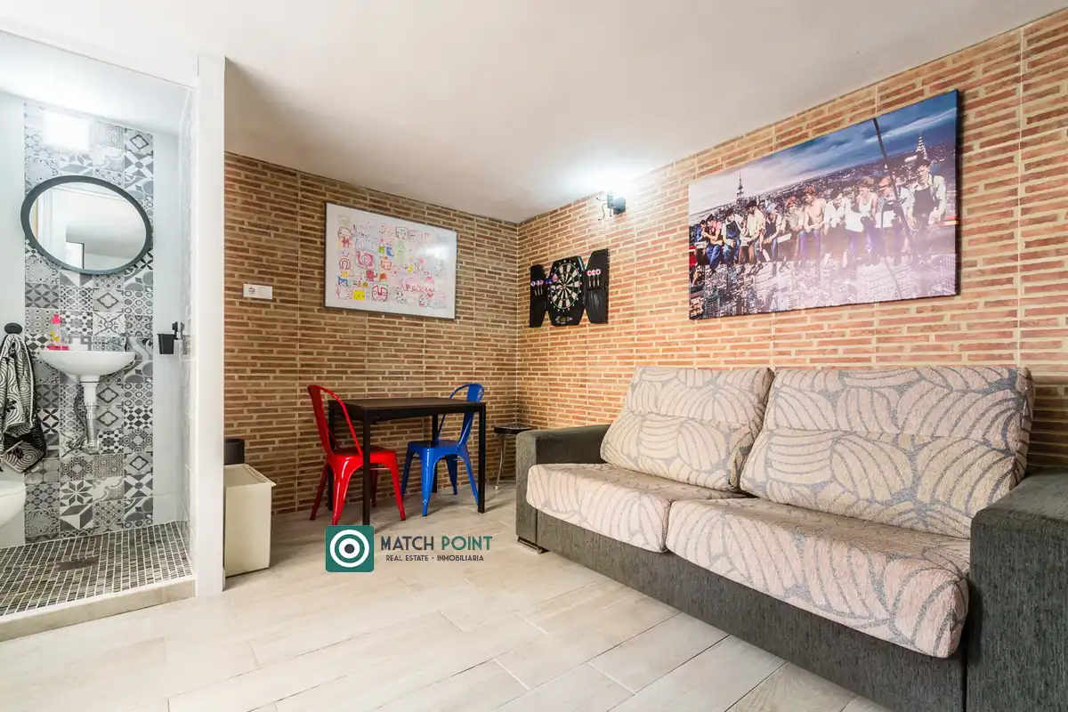Casa adosada en venta en Almuñécar con Amueblado