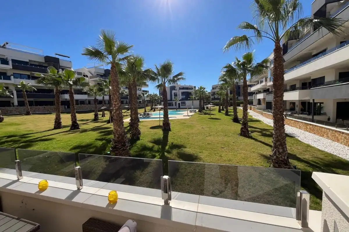 Apartamento en venta en Orihuela Costa, imagen 2