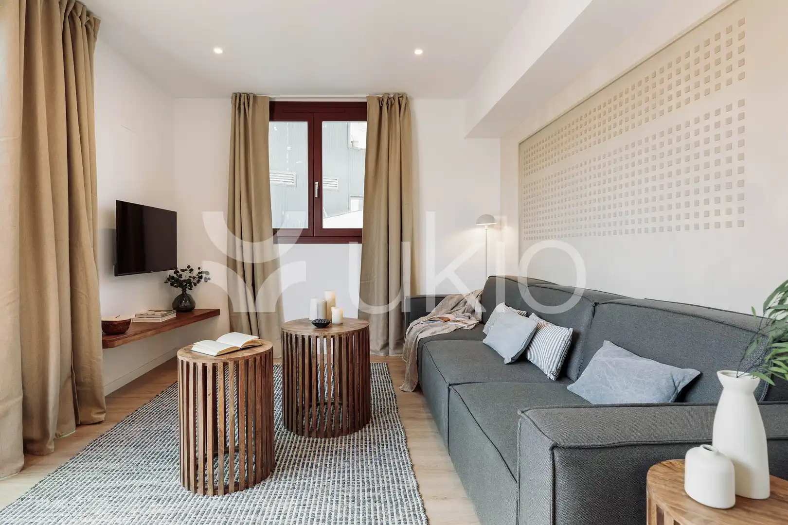 Wohnzimmer von Dachboden zur Miete in Barcelona mit Klimaanlage, Heizung und Terrasse