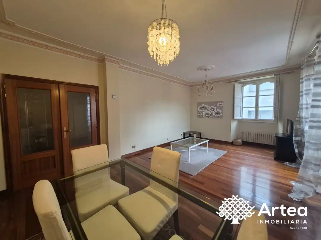 Wohnzimmer von Wohnung zur Miete in Bilbao  mit Heizung, Ofen und Waschmaschine
