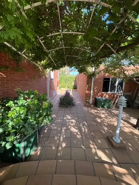 Houses for sale in ANTARTIDA, Las Conejeras - Esparragal