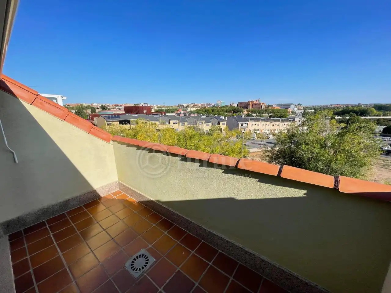 Terrace of Attic for rent in Salamanca  with Heating, Parquet flooring and Terrace