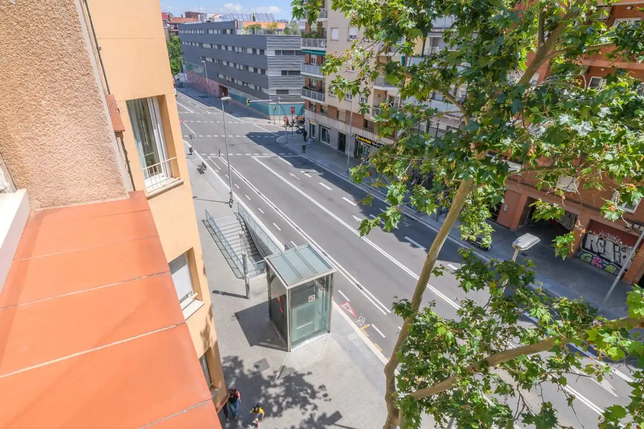 Vista exterior de Ático en venta en Barcelona con Parquet, Terraza y Trastero