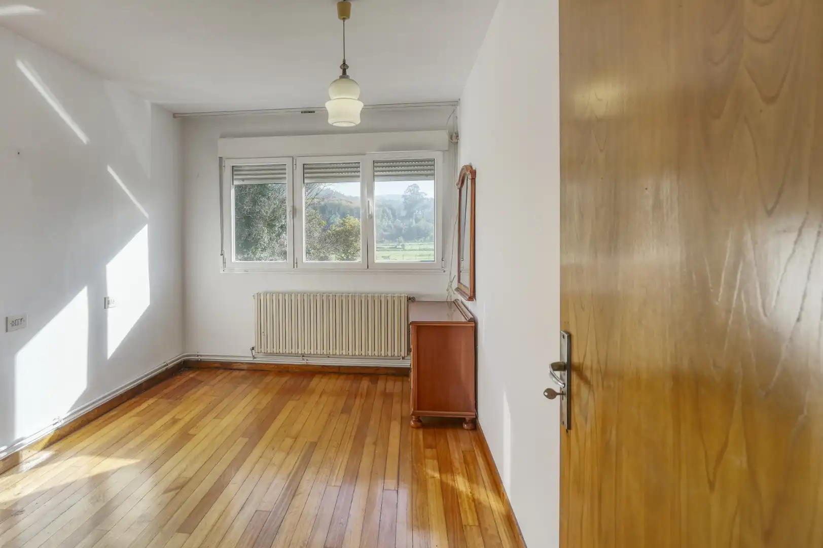Habitación de Edificio en venta en Padrón