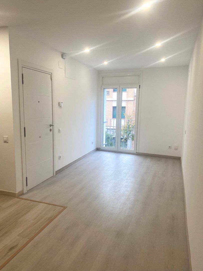 Habitación de Estudio de alquiler en Martorell con Parquet, Trastero y Balcón