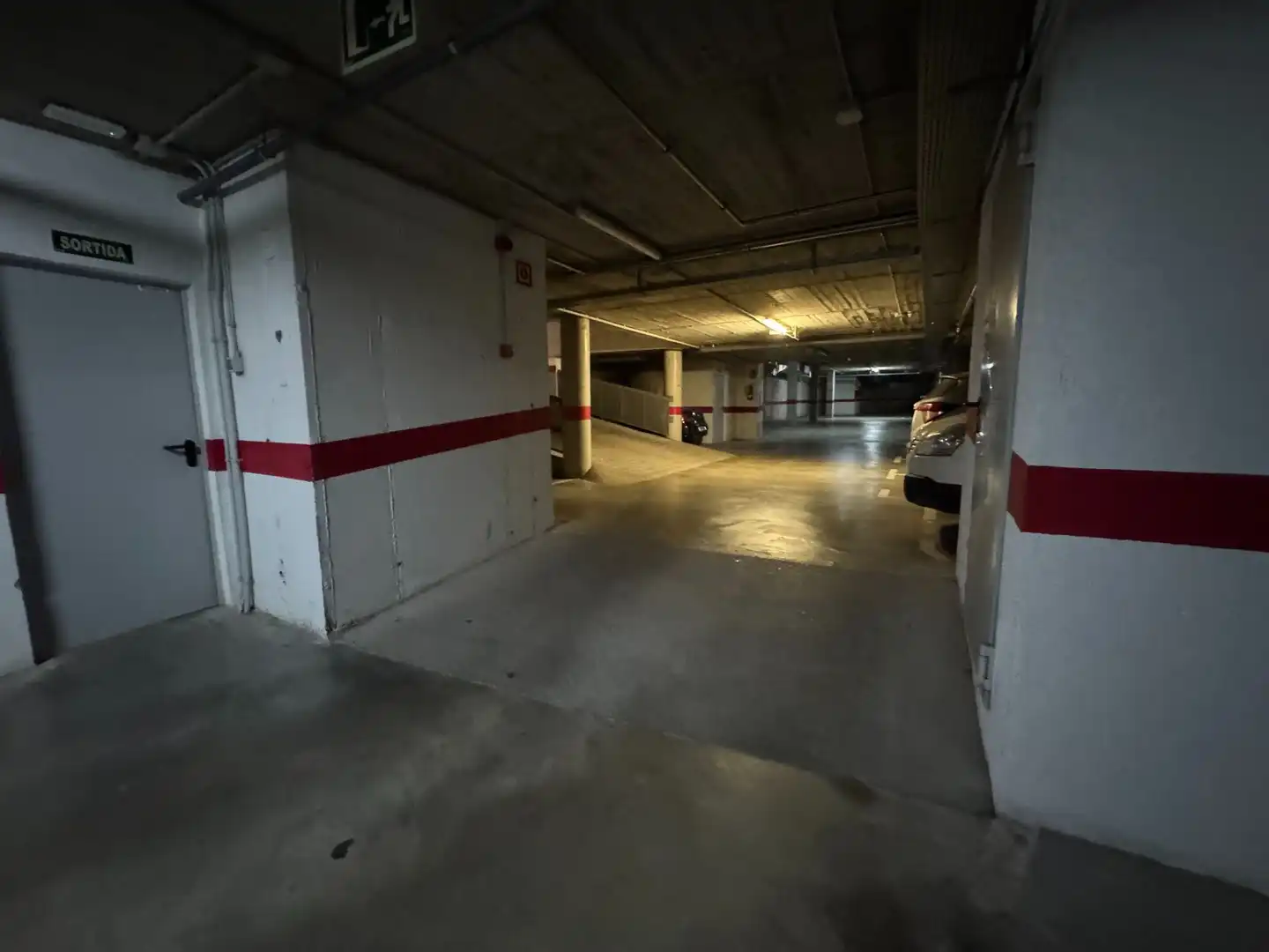 Garage for rent in Girona, Girona