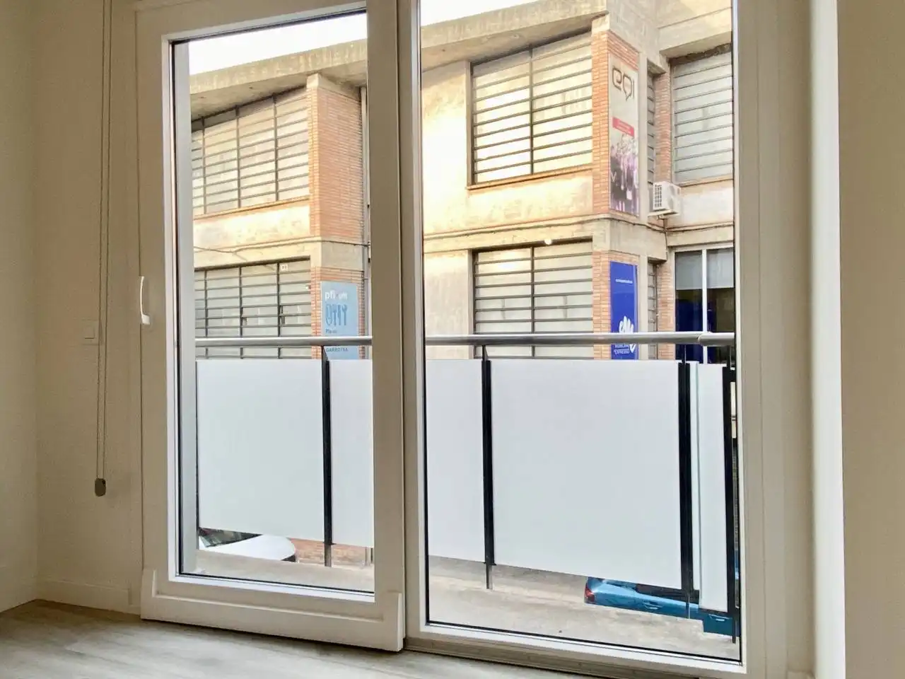 Vista exterior de Dúplex en venta en Olot con Calefacción, Terraza y Trastero