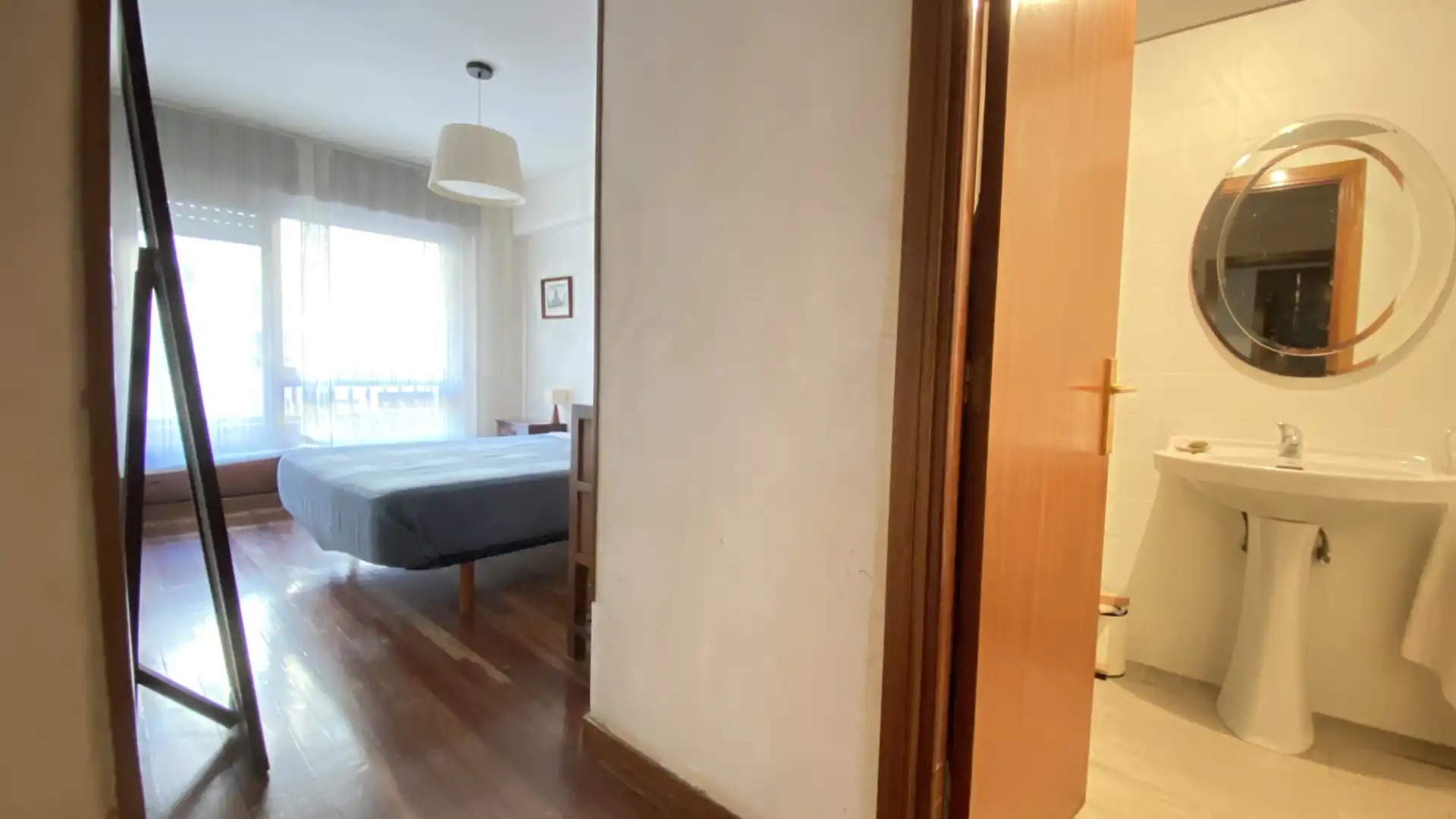 Habitación de Piso en venta en Bilbao  con Calefacción, Terraza y Balcón