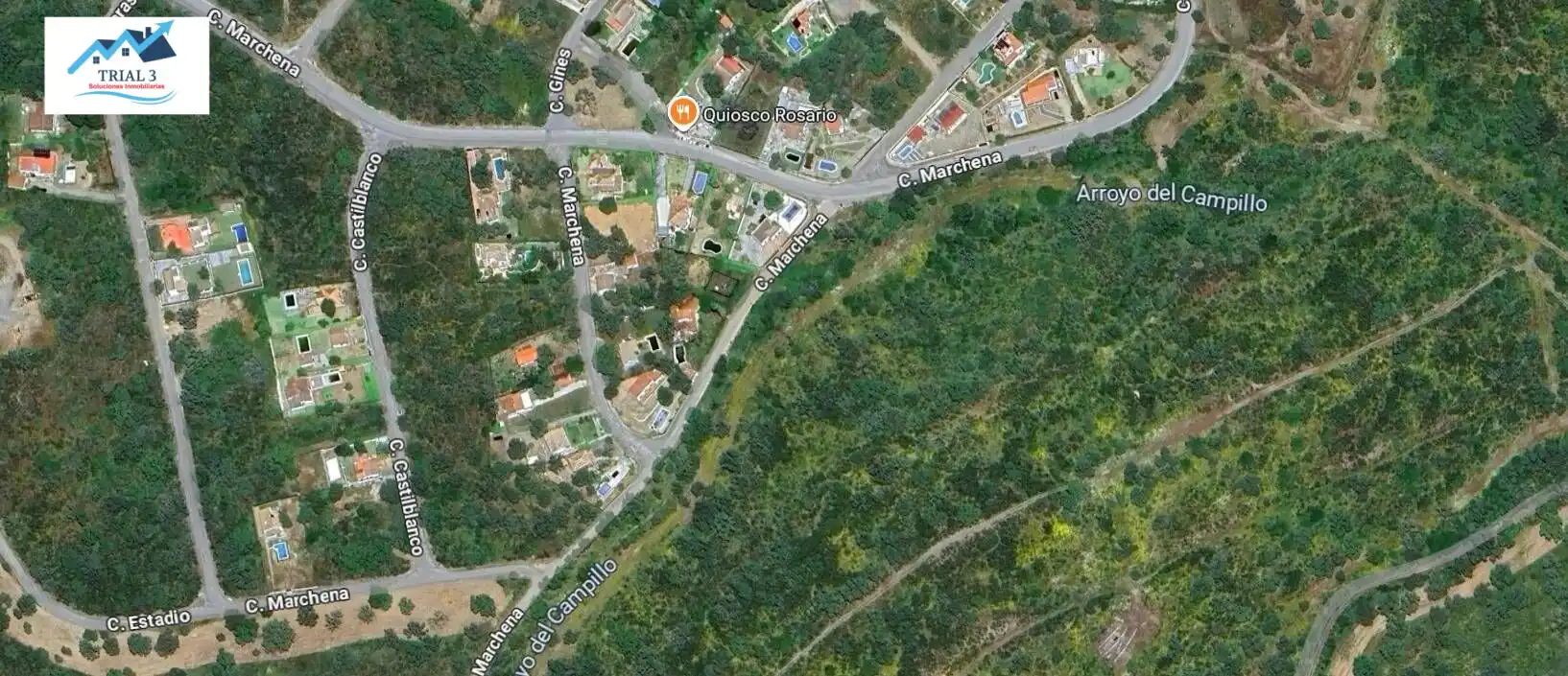 Vista exterior de Casa o xalet en venda en Guillena amb Piscina comunitària