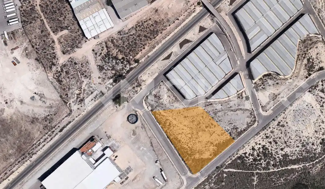 Terreno industrial en venta en Archena